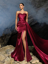 Elegant Strapless Mermaid Hem Satin Evening Dress with Sequin Accents